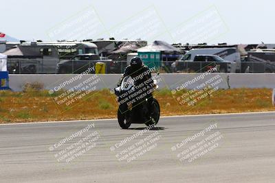 media/Apr-30-2023-CRA (Sun) [[020fcf5d43]]/Race 11-600 Expert Superbike/